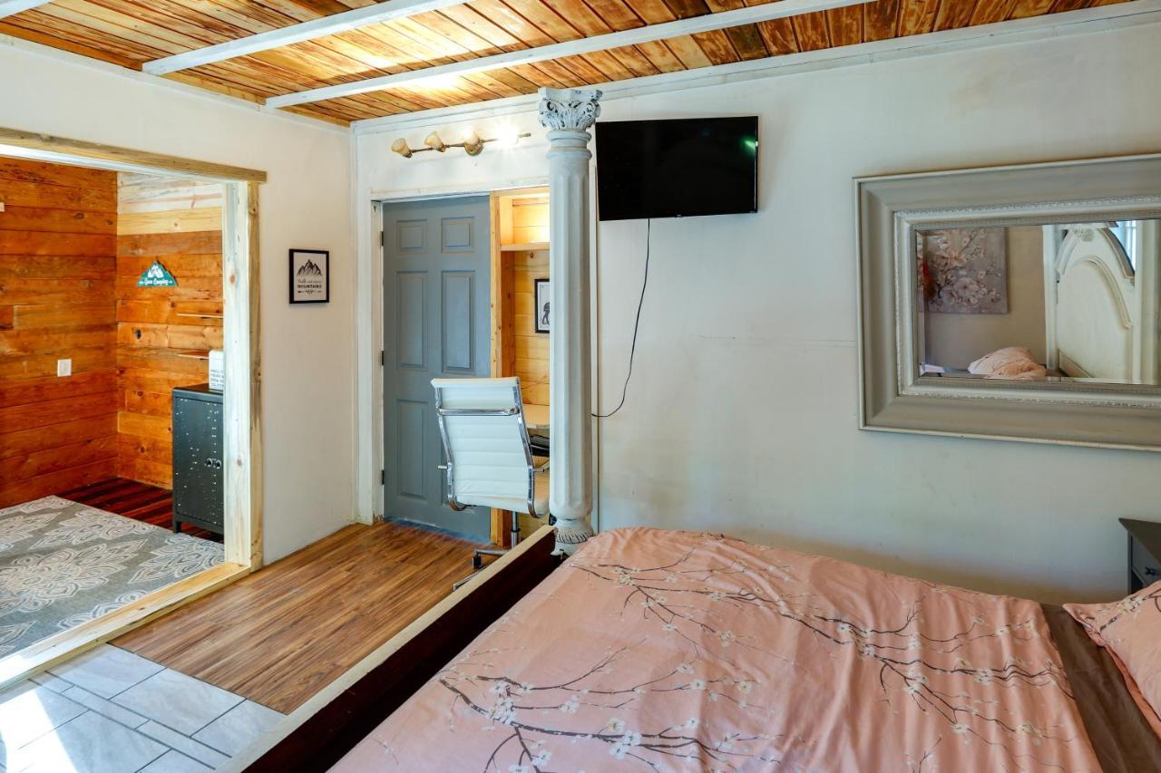 Delta Junction Rental With Shared Pool And Hot Tub! Exterior photo
